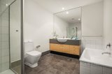 https://images.listonce.com.au/custom/160x/listings/8421-esplanade-west-port-melbourne-vic-3207/586/01124586_img_06.jpg?GYFUDi7hcQk