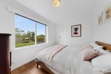 https://images.listonce.com.au/custom/160x/listings/845-flemington-street-travancore-vic-3032/459/01942459_img_15.jpg?_37g37qBZEI