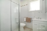 https://images.listonce.com.au/custom/160x/listings/846-cromer-road-beaumaris-vic-3193/035/01823035_img_10.jpg?FWV3O0VJpeI
