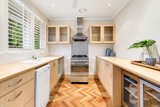 https://images.listonce.com.au/custom/160x/listings/846-scott-grove-glen-iris-vic-3146/247/01954247_img_02.jpg?6un_iwP4GGE
