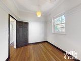 https://images.listonce.com.au/custom/160x/listings/8470-glenferrie-road-hawthorn-vic-3122/316/01579316_img_08.jpg?urxQgZzZopY