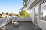 https://images.listonce.com.au/custom/160x/listings/849-glenferrie-road-kew-vic-3101/090/01062090_img_10.jpg?Qn9TLqDq7W8