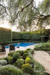 https://images.listonce.com.au/custom/160x/listings/849-park-street-brunswick-vic-3056/795/01748795_img_08.jpg?l1poCMEaRsw