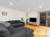 https://images.listonce.com.au/custom/160x/listings/84a-blackburn-road-mooroolbark-vic-3138/764/01525764_img_02.jpg?_H9uS_hzdXA