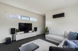 https://images.listonce.com.au/custom/160x/listings/84a-exford-drive-mornington-vic-3931/123/01893123_img_05.jpg?Y3bmULnRKys