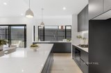 https://images.listonce.com.au/custom/160x/listings/84a-spring-road-hampton-east-vic-3188/983/01352983_img_03.jpg?ooGs_UjzXZ0