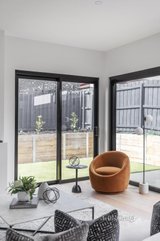 https://images.listonce.com.au/custom/160x/listings/84a-spring-road-hampton-east-vic-3188/983/01352983_img_07.jpg?hg6zI-BThkc