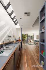 https://images.listonce.com.au/custom/160x/listings/85-albert-street-brunswick-east-vic-3057/135/01970135_img_07.jpg?89zBQm23V-8