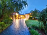 https://images.listonce.com.au/custom/160x/listings/85-blackburn-road-mooroolbark-vic-3138/118/01524118_img_02.jpg?oT1288tHRXs