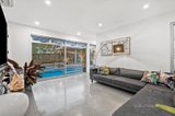 https://images.listonce.com.au/custom/160x/listings/85-carr-street-barwon-heads-vic-3227/528/01566528_img_07.jpg?STYspZMskMw