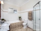 https://images.listonce.com.au/custom/160x/listings/85-empress-avenue-kingsville-vic-3012/377/01203377_img_09.jpg?l0p0H81YGco