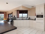 https://images.listonce.com.au/custom/160x/listings/85-eucalypt-drive-lilydale-vic-3140/507/01524507_img_07.jpg?-uYmmzX6Xoo