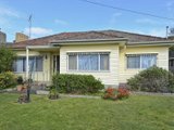 https://images.listonce.com.au/custom/160x/listings/85-heytesbury-street-herne-hill-vic-3218/267/01699267_img_01.jpg?Q5z5k20OIm4