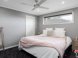 https://images.listonce.com.au/custom/160x/listings/85-meadowgate-drive-chirnside-park-vic-3116/534/01529534_img_14.jpg?gSA8_DjCAGY