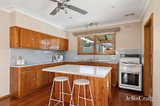 https://images.listonce.com.au/custom/160x/listings/85-shannon-avenue-manifold-heights-vic-3218/902/01741902_img_05.jpg?6-AfLYW_ESM