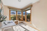 https://images.listonce.com.au/custom/160x/listings/85-shannon-avenue-manifold-heights-vic-3218/902/01741902_img_10.jpg?1Xq9wrdisOY