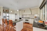 https://images.listonce.com.au/custom/160x/listings/85-sunset-drive-chirnside-park-vic-3116/418/00399418_img_08.jpg?K-iTyW08Fow