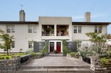 https://images.listonce.com.au/custom/160x/listings/850-grove-road-hawthorn-vic-3122/033/01886033_img_15.jpg?v9AytI1EsqE