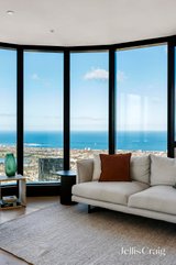 https://images.listonce.com.au/custom/160x/listings/850570-southbank-boulevard-southbank-vic-3006/164/01753164_img_05.jpg?ChlGIbovlM4