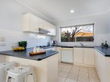 https://images.listonce.com.au/custom/160x/listings/856-norton-road-croydon-vic-3136/215/00621215_img_03.jpg?aB5-TiGj6rs