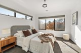 https://images.listonce.com.au/custom/160x/listings/86-bath-road-glen-iris-vic-3146/366/01705366_img_08.jpg?qpT2SGoUo4k