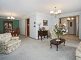 https://images.listonce.com.au/custom/160x/listings/86-braund-avenue-bell-post-hill-vic-3215/116/01699116_img_07.jpg?oqUP8iMti3w