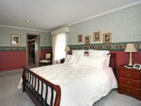 https://images.listonce.com.au/custom/160x/listings/86-braund-avenue-bell-post-hill-vic-3215/116/01699116_img_08.jpg?4eLMlBGnAXk
