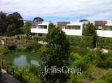 https://images.listonce.com.au/custom/160x/listings/86-crefden-street-maidstone-vic-3012/365/01876365_img_05.jpg?kRPb4TmFg-U