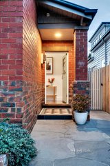 https://images.listonce.com.au/custom/160x/listings/86-donald-street-brunswick-vic-3056/665/01578665_img_19.jpg?WI06qW0Ibt8