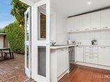 https://images.listonce.com.au/custom/160x/listings/86-iffla-street-south-melbourne-vic-3205/128/01088128_img_10.jpg?JcBGA86XgX0