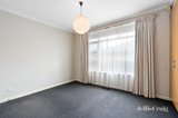 https://images.listonce.com.au/custom/160x/listings/86-manningham-road-bulleen-vic-3105/212/01726212_img_06.jpg?_nOiB8twSrM