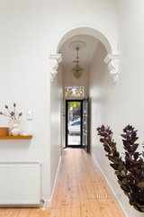 https://images.listonce.com.au/custom/160x/listings/86-newry-street-fitzroy-north-vic-3068/252/01650252_img_06.jpg?5O8HcpecRw4