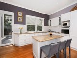 https://images.listonce.com.au/custom/160x/listings/86-rochester-road-balwyn-vic-3103/275/01684275_img_04.jpg?BNCuMakqO_Q