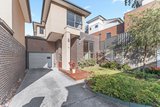 https://images.listonce.com.au/custom/160x/listings/87-8-seaton-court-mount-waverley-vic-3149/531/01814531_img_02.jpg?mdYt8GW_Yns