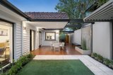 https://images.listonce.com.au/custom/160x/listings/87-comer-street-brighton-east-vic-3187/983/01582983_img_14.jpg?bZAV-3F2dEg