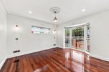 https://images.listonce.com.au/custom/160x/listings/87-edgevale-road-kew-vic-3101/524/01973524_img_03.jpg?rm7tglip004