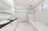https://images.listonce.com.au/custom/160x/listings/87-edgevale-road-kew-vic-3101/524/01973524_img_08.jpg?xn4pzS-m1cE