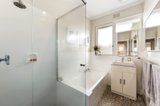 https://images.listonce.com.au/custom/160x/listings/87-hedgeley-avenue-malvern-east-vic-3145/609/00485609_img_06.jpg?dYmOSK35PJ0