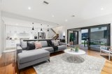 https://images.listonce.com.au/custom/160x/listings/87-london-street-bentleigh-vic-3204/581/00662581_img_04.jpg?d1shPS8075Y