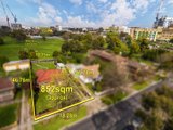 https://images.listonce.com.au/custom/160x/listings/87-thames-street-box-hill-vic-3128/791/01743791_img_01.jpg?F6BB722_K2c