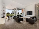 https://images.listonce.com.au/custom/160x/listings/87-the-strand-newport-vic-3015/762/01202762_img_02.jpg?PMV5YuXmRlk