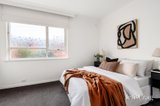 https://images.listonce.com.au/custom/160x/listings/8722-inkerman-road-caulfield-north-vic-3161/816/01984816_img_09.jpg?9P6sKUB8eEc
