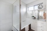 https://images.listonce.com.au/custom/160x/listings/88-10-sutherland-road-armadale-vic-3143/305/01073305_img_06.jpg?CUbFscpNqXM