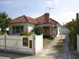 https://images.listonce.com.au/custom/160x/listings/88-anderson-street-newport-vic-3015/070/01614070_img_01.jpg?DSBwGE4xhXc