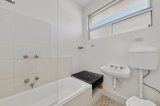 https://images.listonce.com.au/custom/160x/listings/88-austin-avenue-elwood-vic-3184/537/01780537_img_06.jpg?cL8bbJ_r6UU