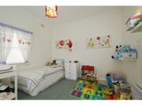 https://images.listonce.com.au/custom/160x/listings/88-challis-street-newport-vic-3015/660/01202660_img_08.jpg?YH_u3Hp9CLc