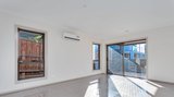 https://images.listonce.com.au/custom/160x/listings/88-evans-drive-croydon-vic-3136/964/01979964_img_10.jpg?i5cFmA8iA00