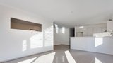 https://images.listonce.com.au/custom/160x/listings/88-evans-drive-croydon-vic-3136/964/01979964_img_11.jpg?Gr73yAOxwnw