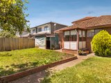 https://images.listonce.com.au/custom/160x/listings/88-helen-street-st-albans-vic-3021/480/01202480_img_12.jpg?taZmbCgvhqQ