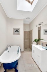 https://images.listonce.com.au/custom/160x/listings/88-lydia-street-brunswick-vic-3056/218/01475218_img_08.jpg?GYSXH84n6Uw
